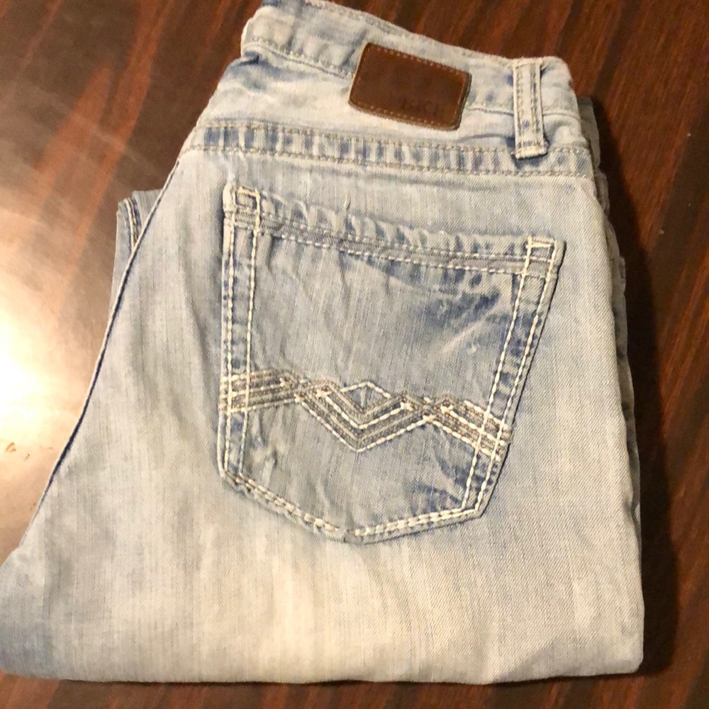Buckle jeans